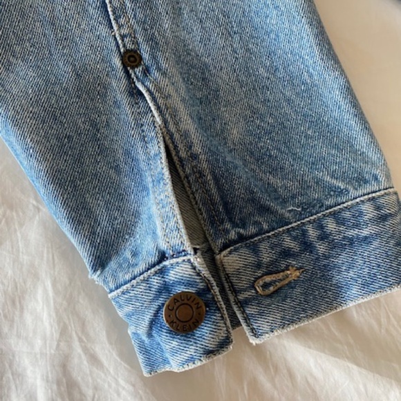 Men's Vintage Calvin Klein (subtle logo) Naturally Distressed Jean Jacket - XL - Picture 6 of 13
